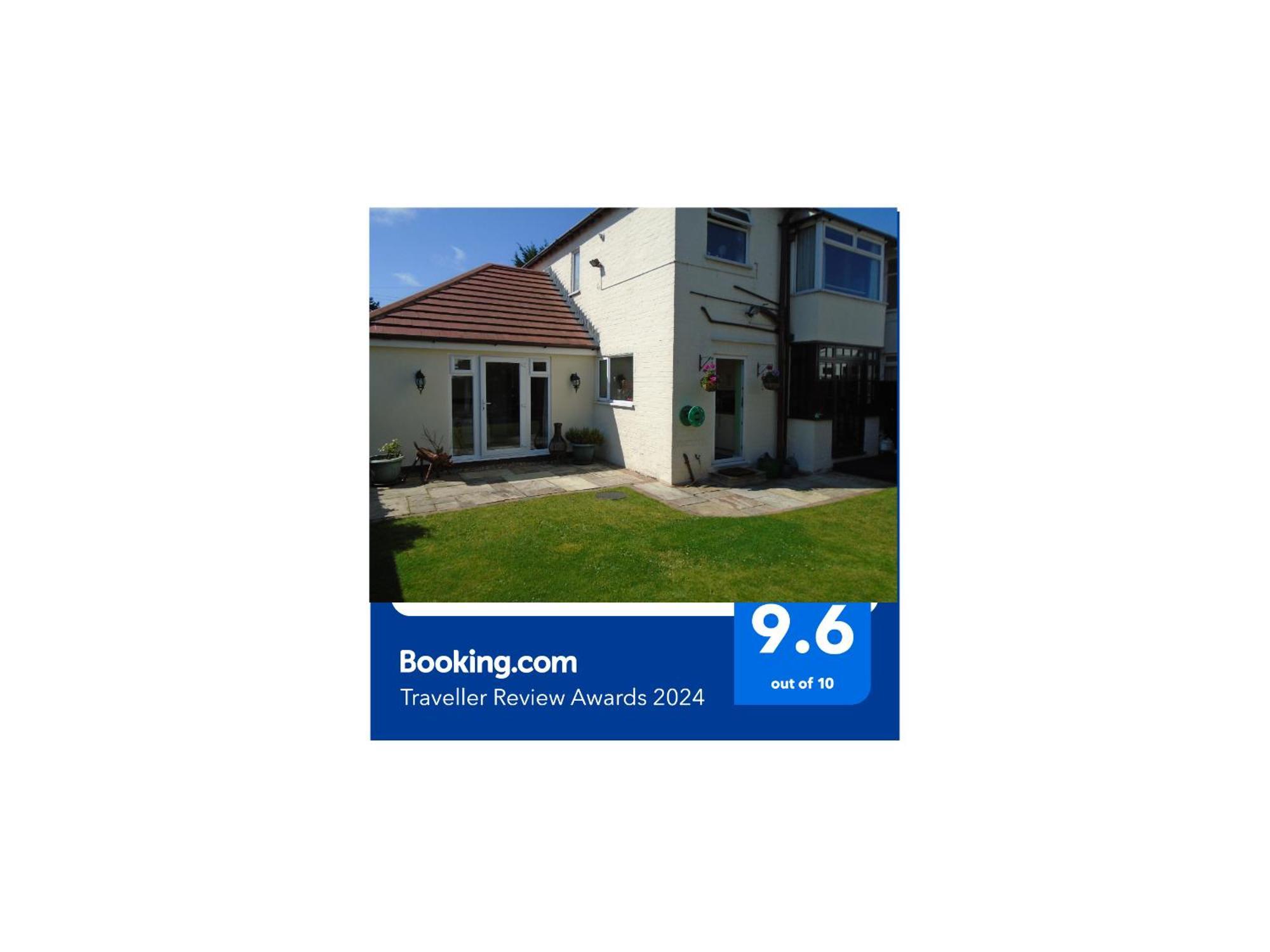 Tea In Liverpool - Private - Quiet - Ground Floor - En-Suite - Walk-In-Shower Екстер'єр фото